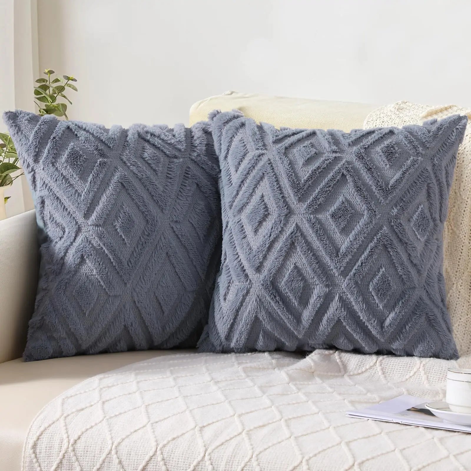 Velvet Throw Pillow Cover Set – 2 Pieces (45x45cm)